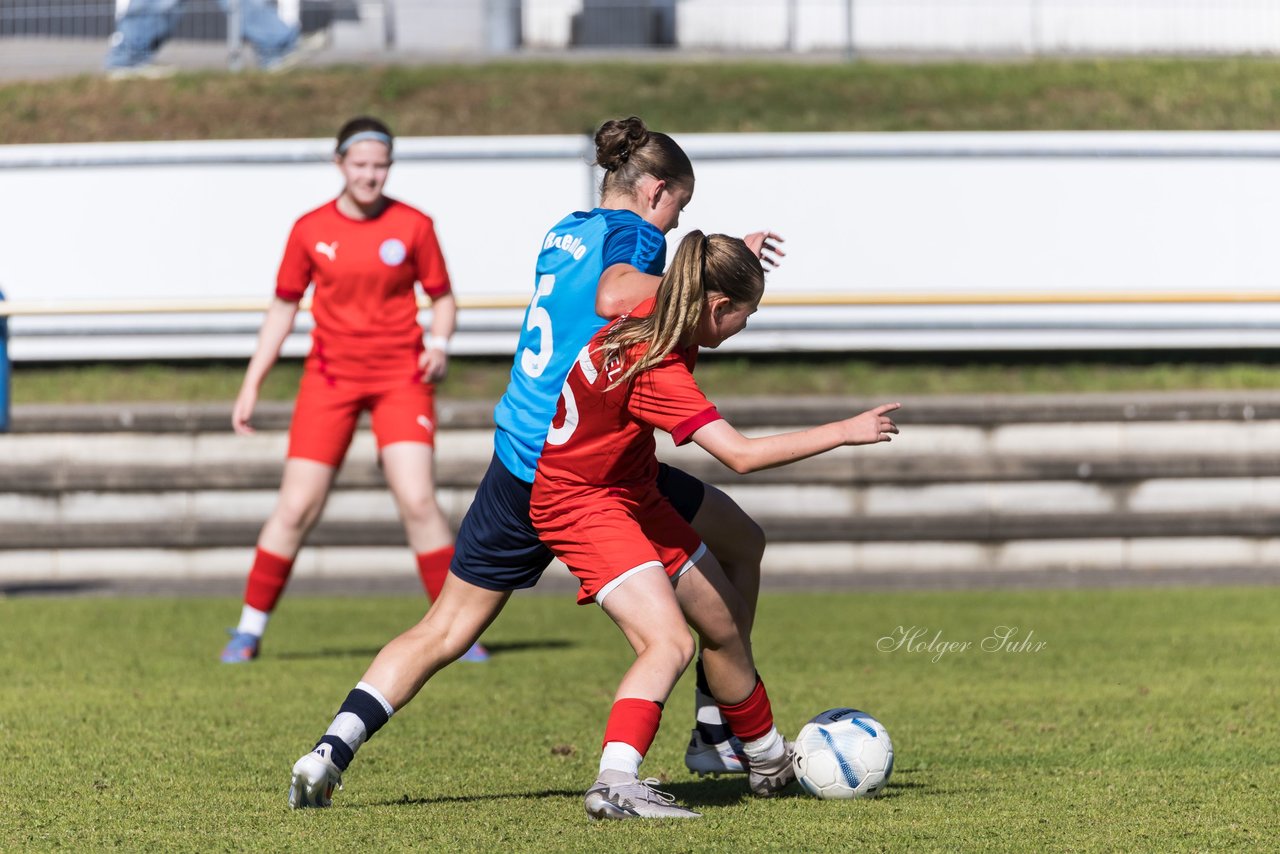 Bild 111 - wBJ TuS Rotenhof - Holstein Kiel : Ergebnis: 1:4